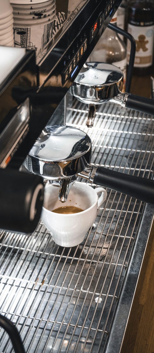 Fehmarnkaffee.de bietet frisch gerösteten Fehmarnkaffee Kaffee Bohnen Bohnenkaffee Souvenir Mitbringsel Siebträger Frenchpress Vollautomaten Kaffeemaschine